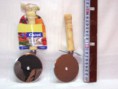 /products/corta-pizza-mango-de-madera-%c2%a8carol%c2%a822222/